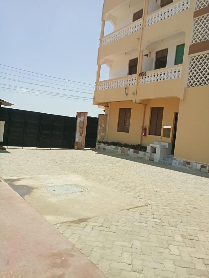 Golden Guest House- Miritini Mombasa Exterior photo