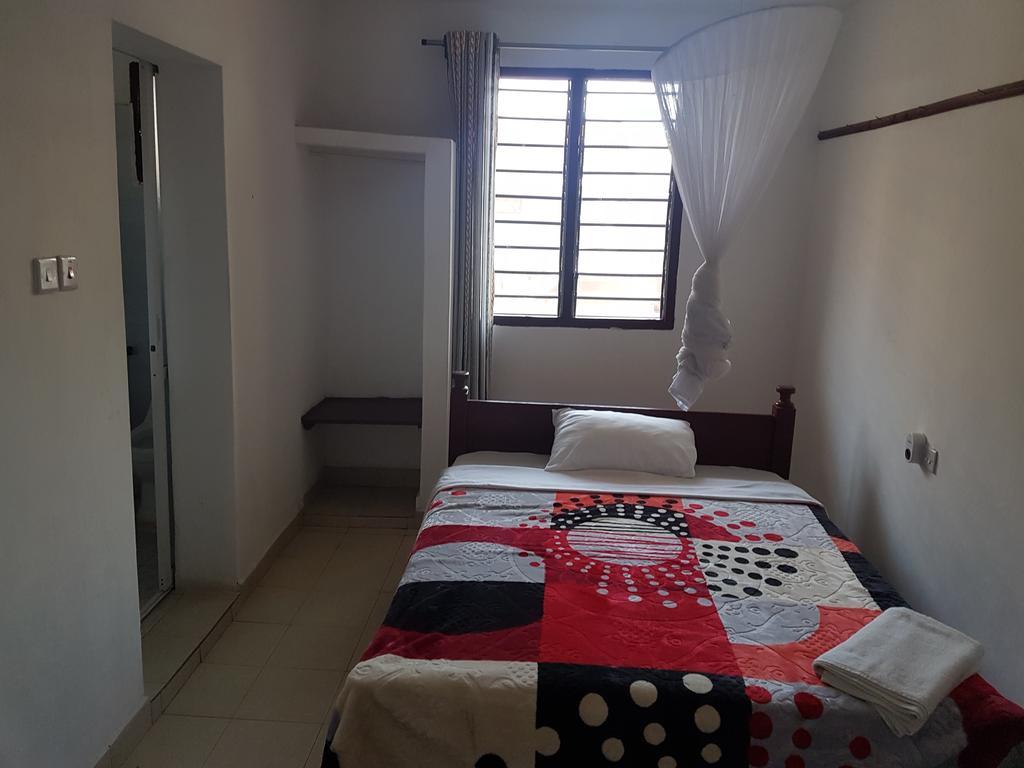 Golden Guest House- Miritini Mombasa Exterior photo