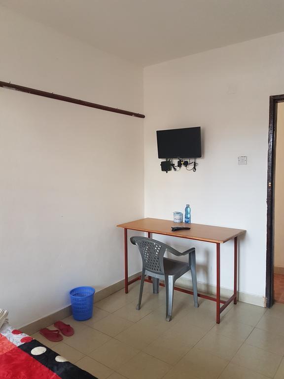 Golden Guest House- Miritini Mombasa Exterior photo